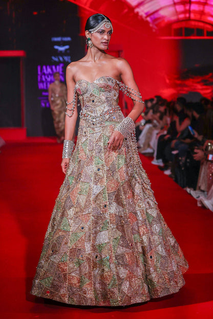 Pravanya Lehenga Set