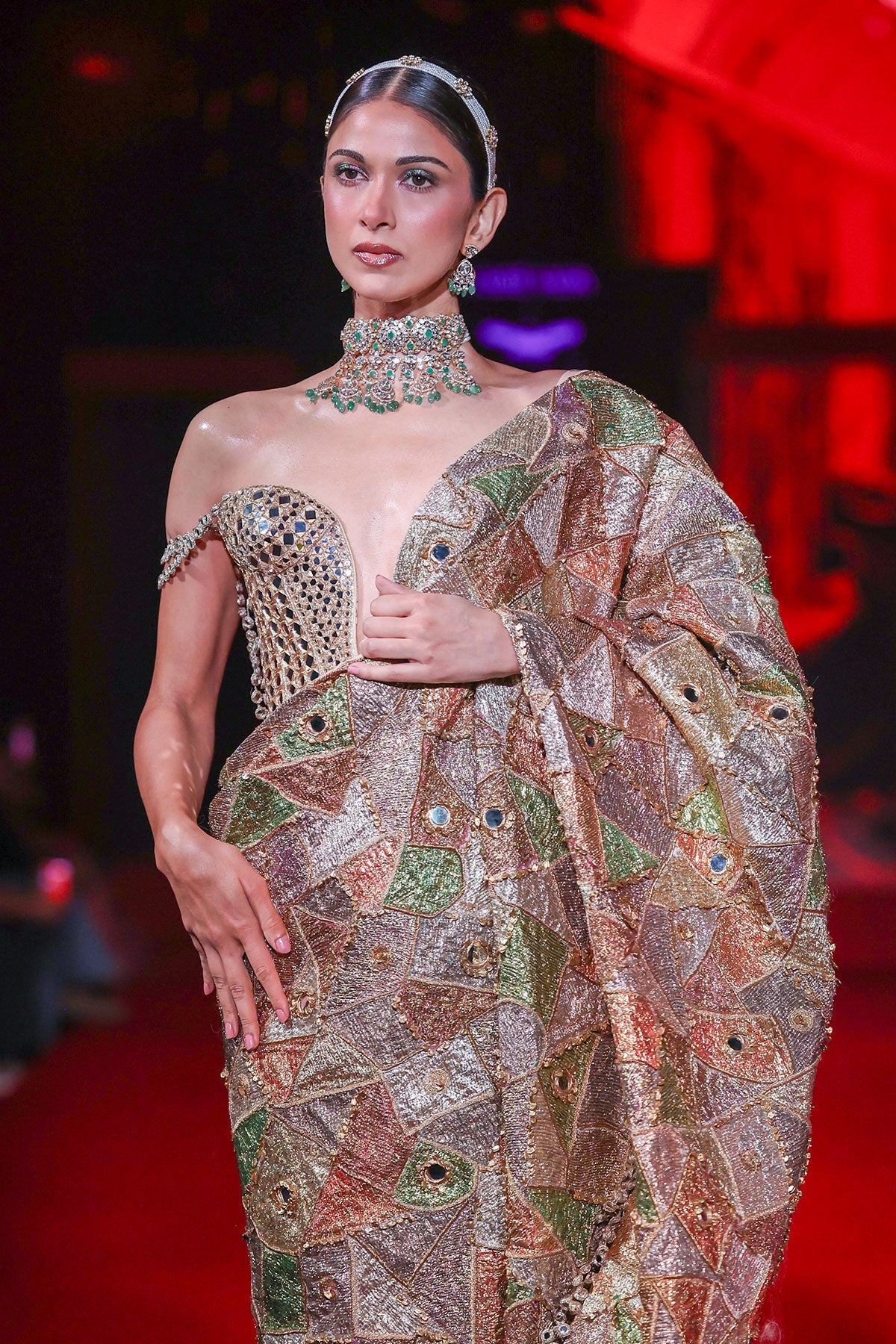 Rangrekha Saree Set