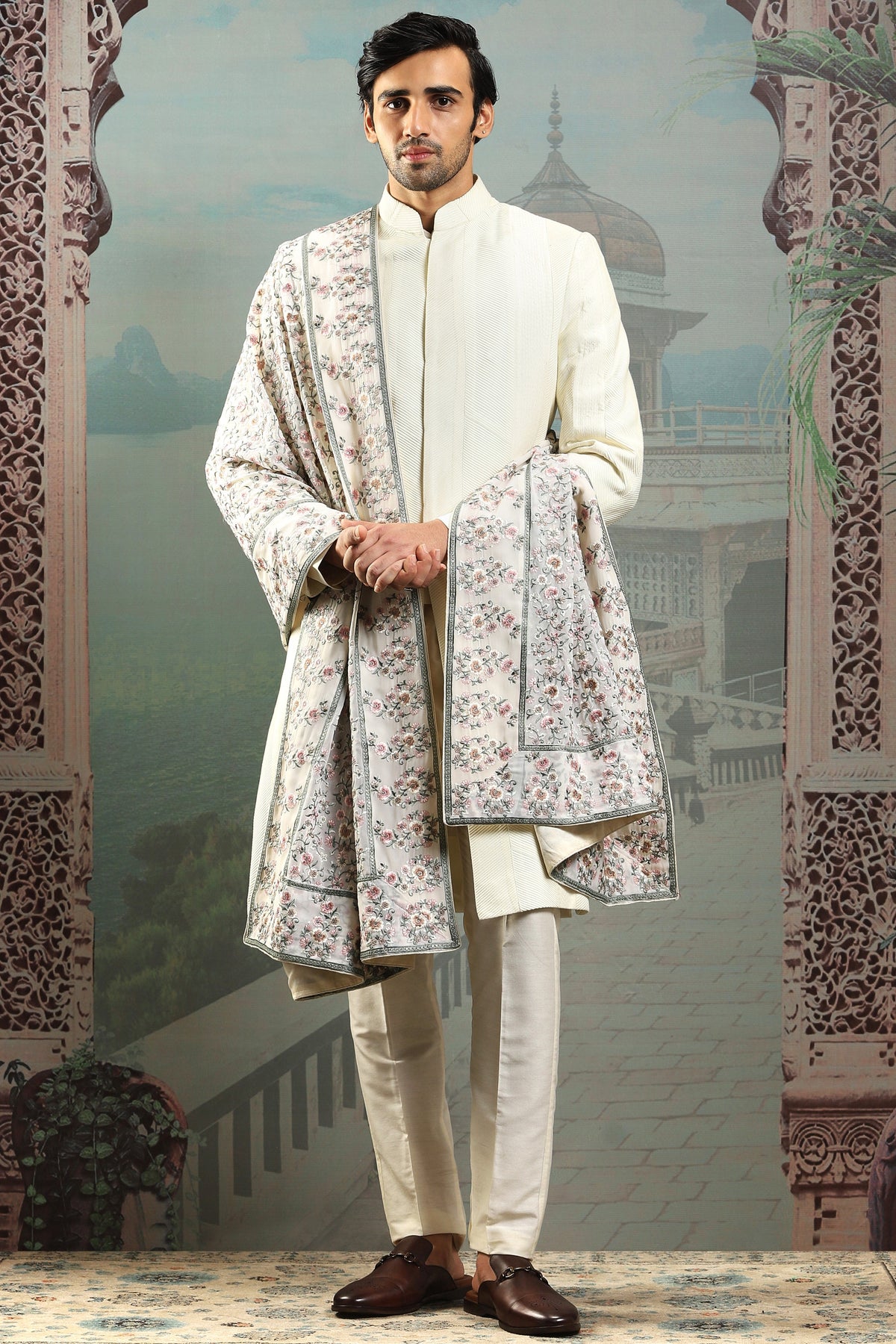 Tehzeeb Ivory Silk Embroidered Stole