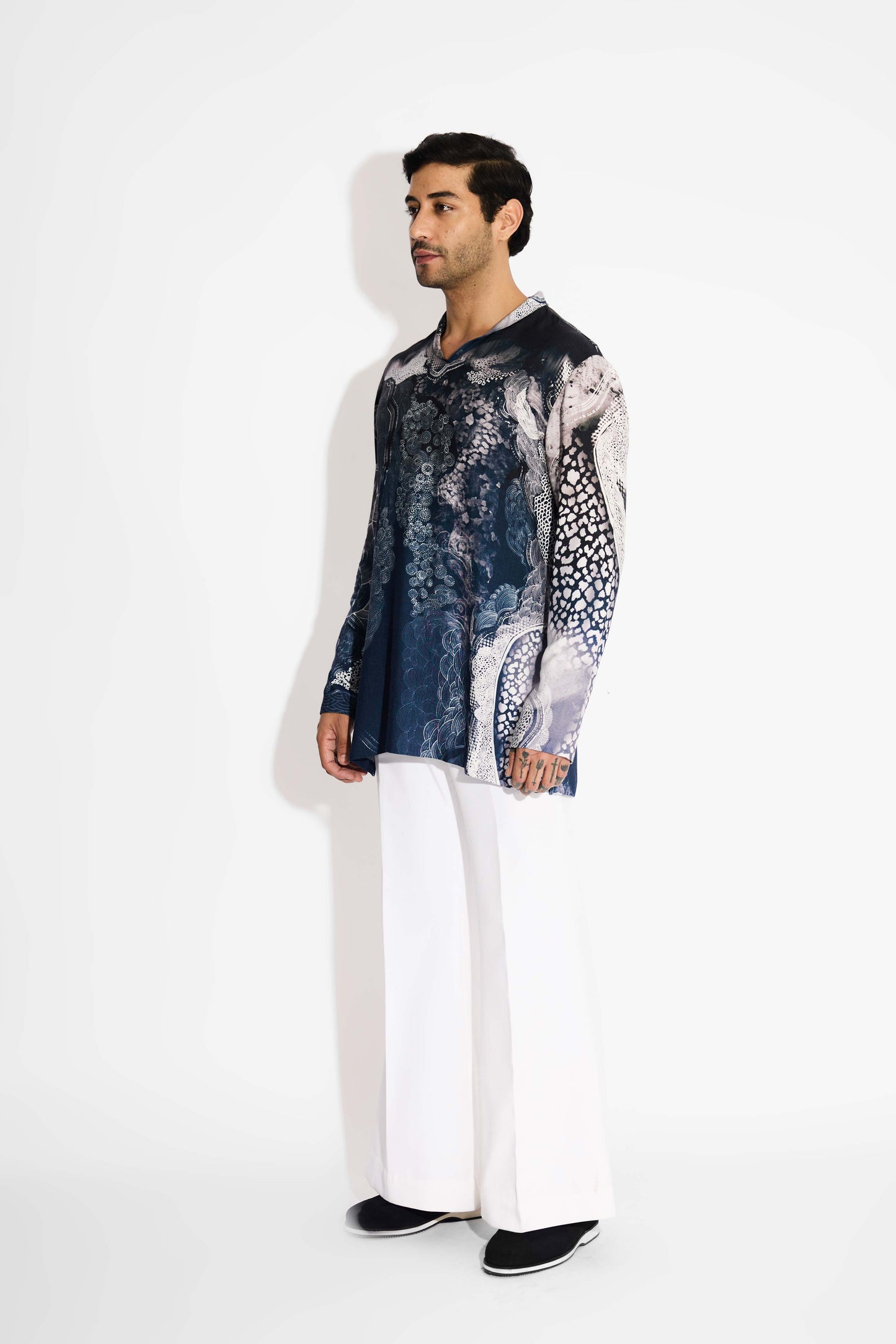 MORPH Black ombre swirl print V neck kurta