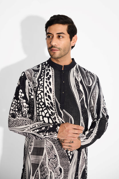 MORPH DRIFT Black Short Kurta