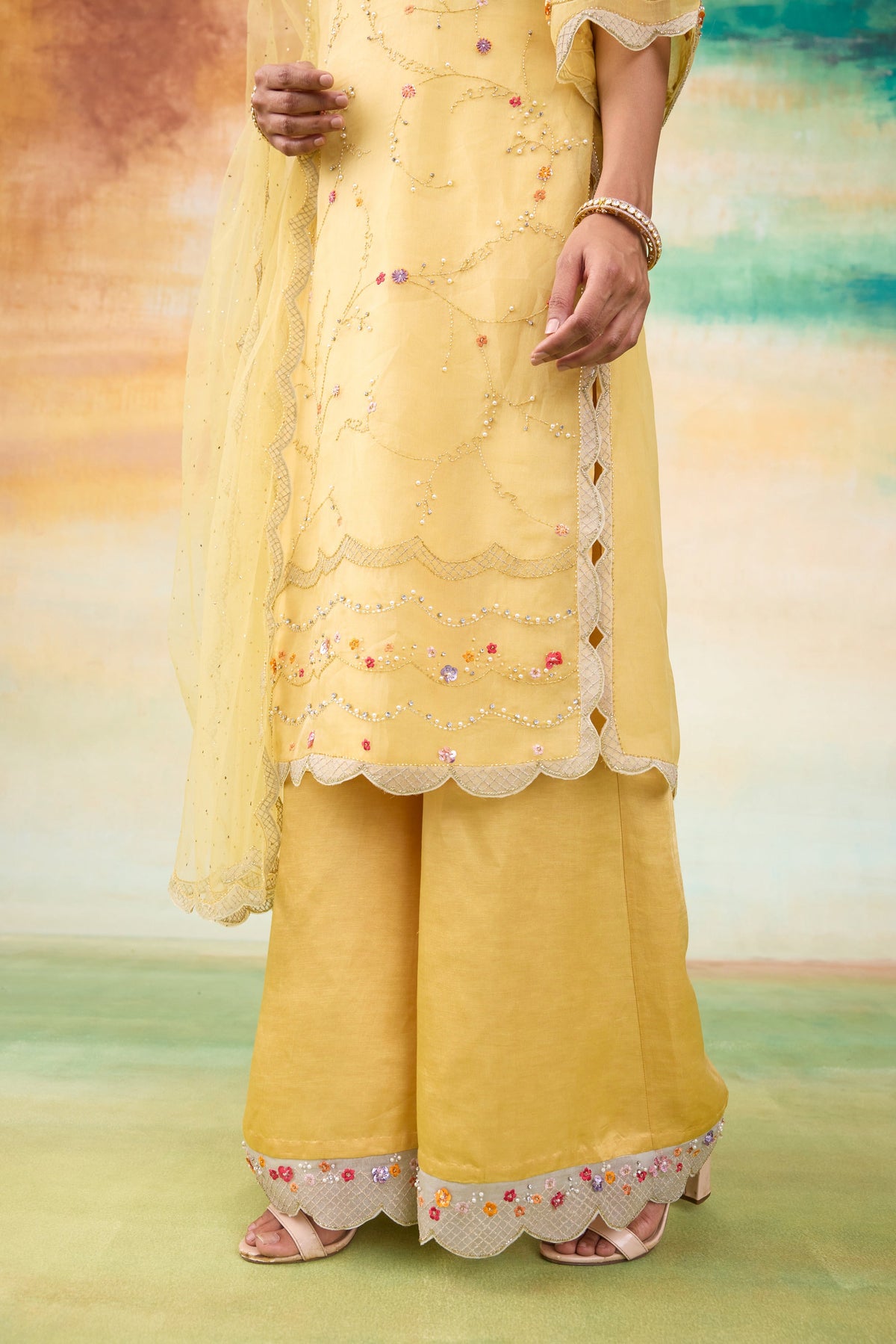 AMIRA