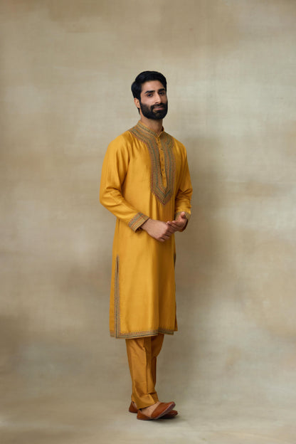 FESTIVE KURTA