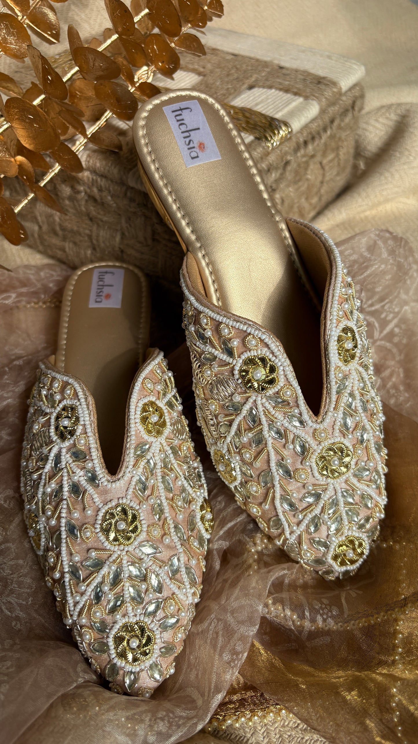 KUNDAN PEARL JUTTIS