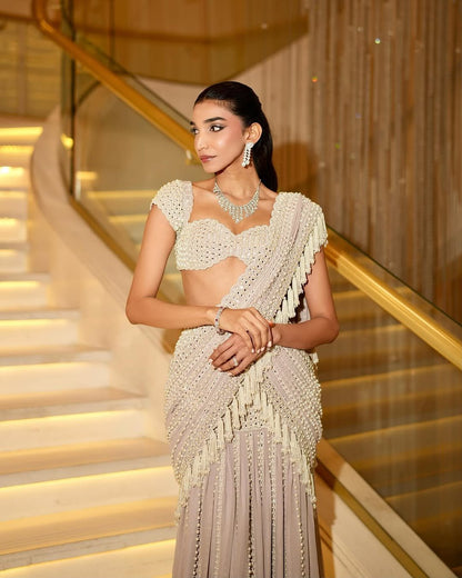 Juhi godambe In Ash Pink Chandelier Pearl Drop Saree Set