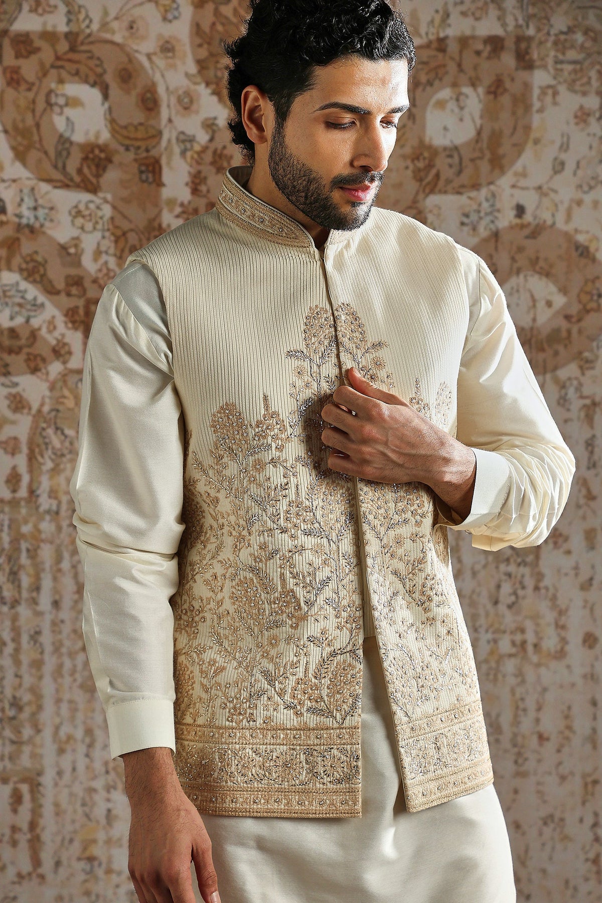 Cream Regal Weave Kurta Bundi Set