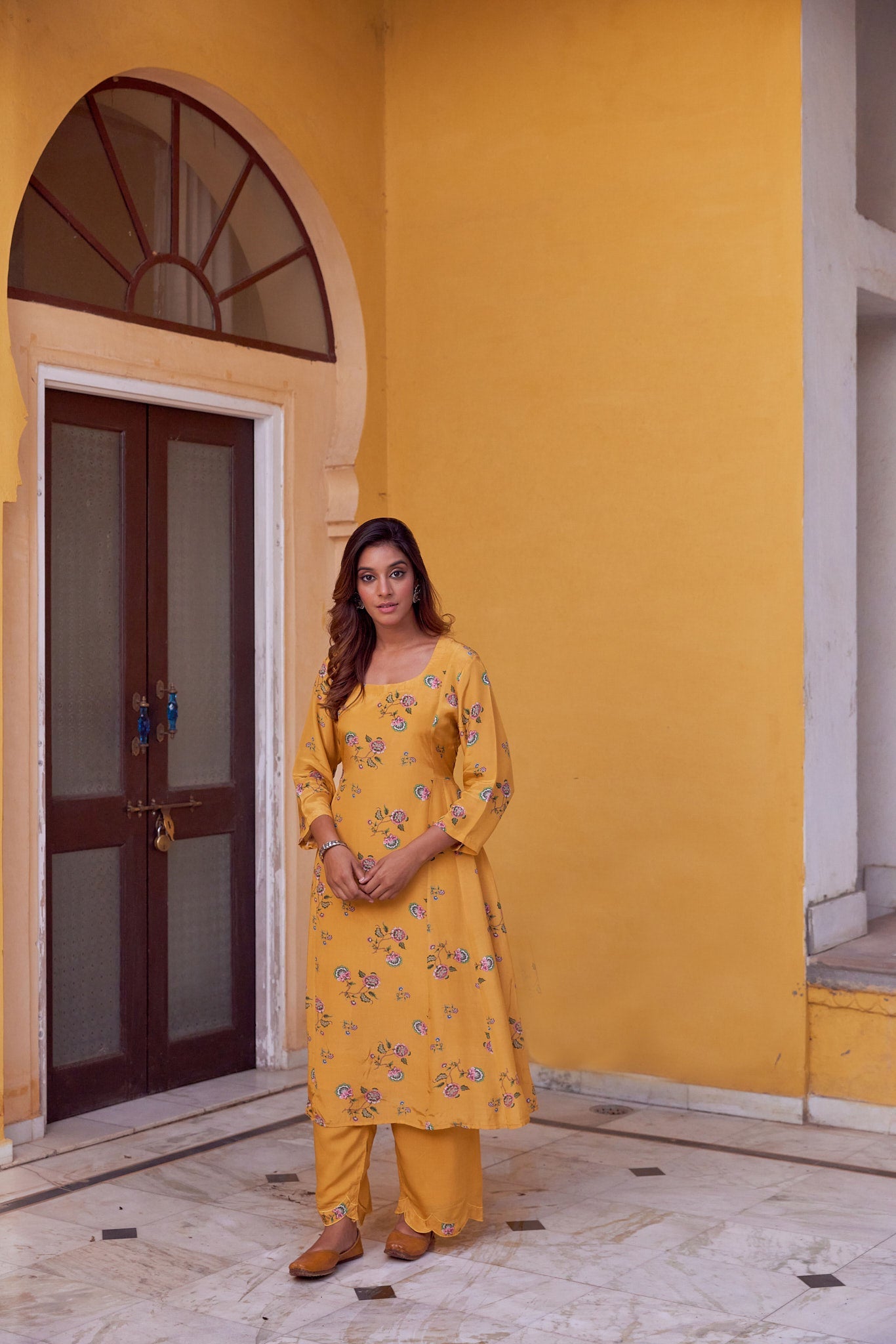 HALDI GULAAB