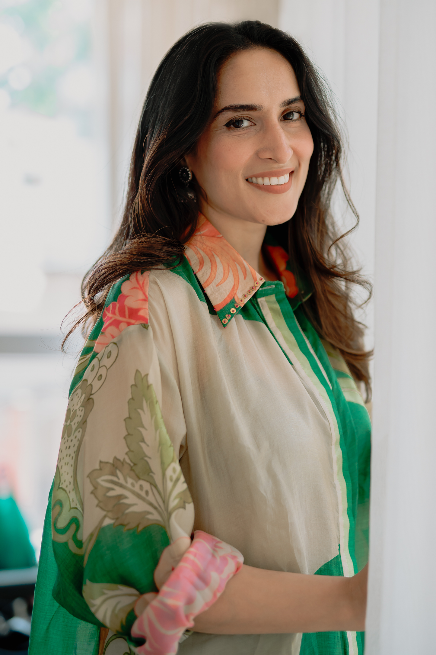 Urmi Daga in the MEREDITH KURTA SET