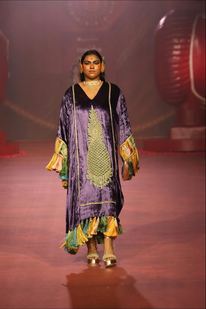 ‘Barefoot Billionaire’ Kaftan
