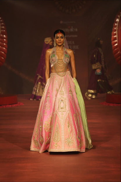 ‘Rose Rabdi’ Lehenga
