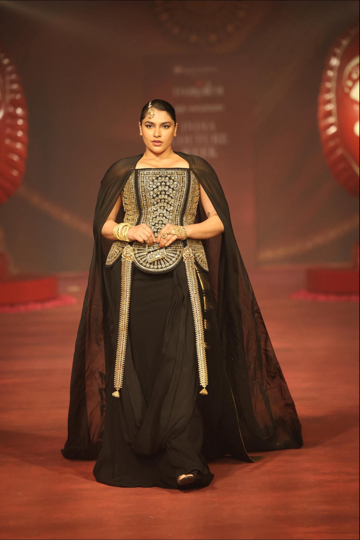 ‘Sunehri Jalpari’ Fusion Set