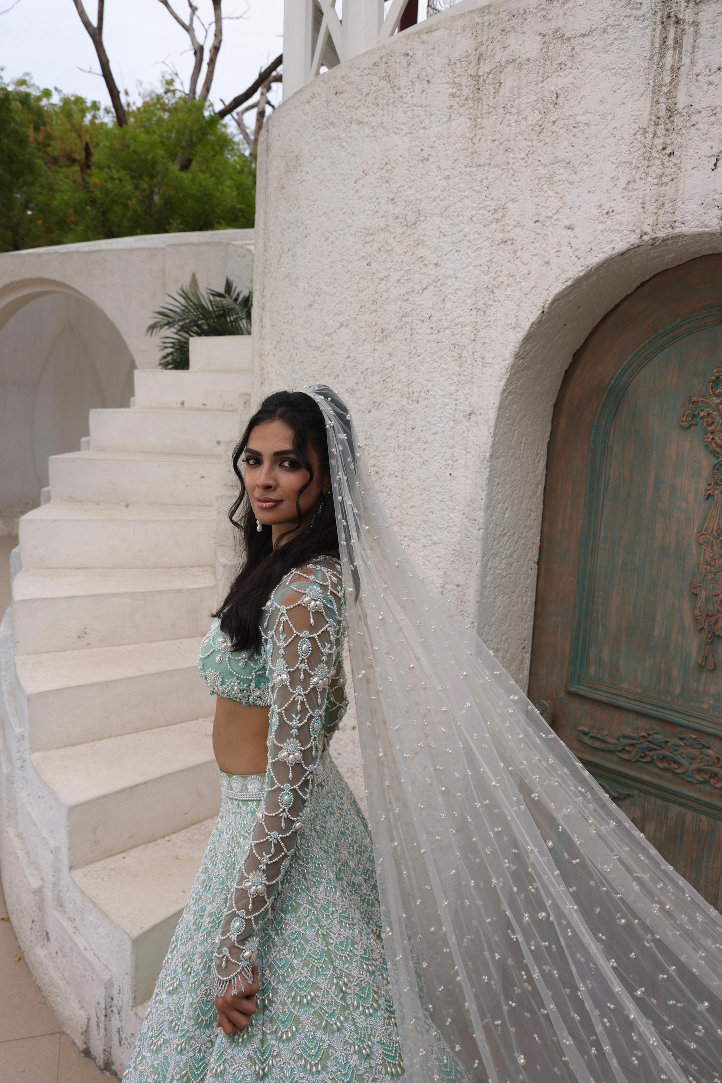 Avelyn Lehenga