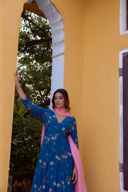NEEL GULABI