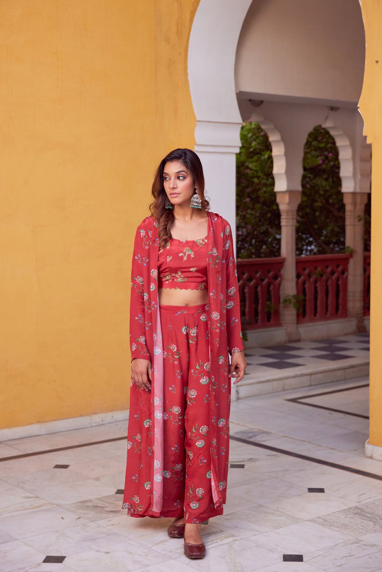 LAAL GULZAR