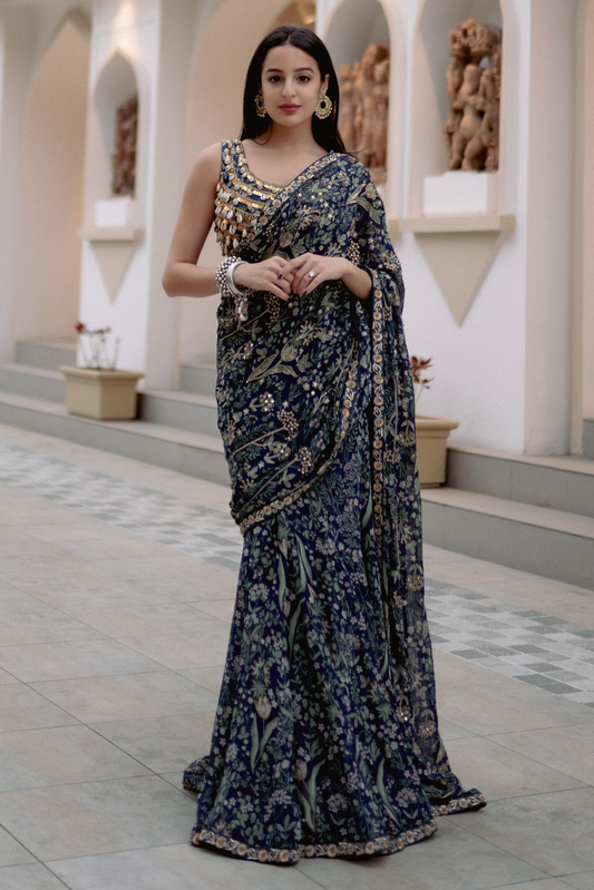Tarini Manchanda in the DEW SAREE SET