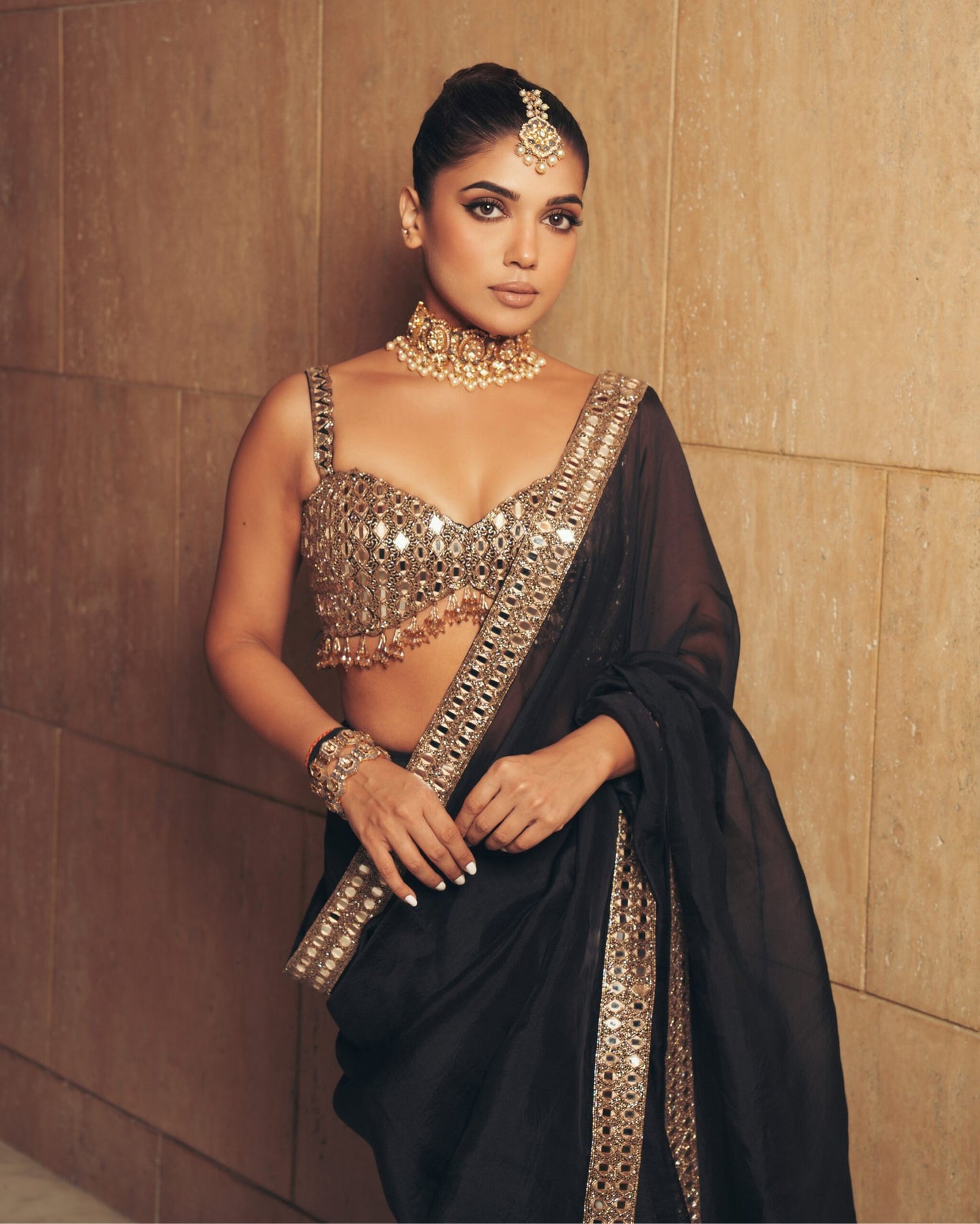SAMIKSHA PEDNEKAR In Jugmug Black Organza Saree Set