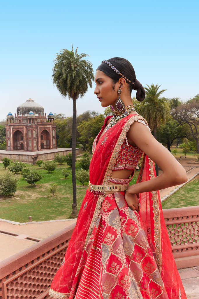 Women's Pink Woven Banarsi Chanderi Lehenga