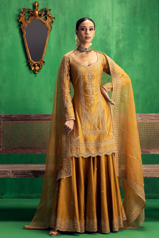 Isha Sharara Set