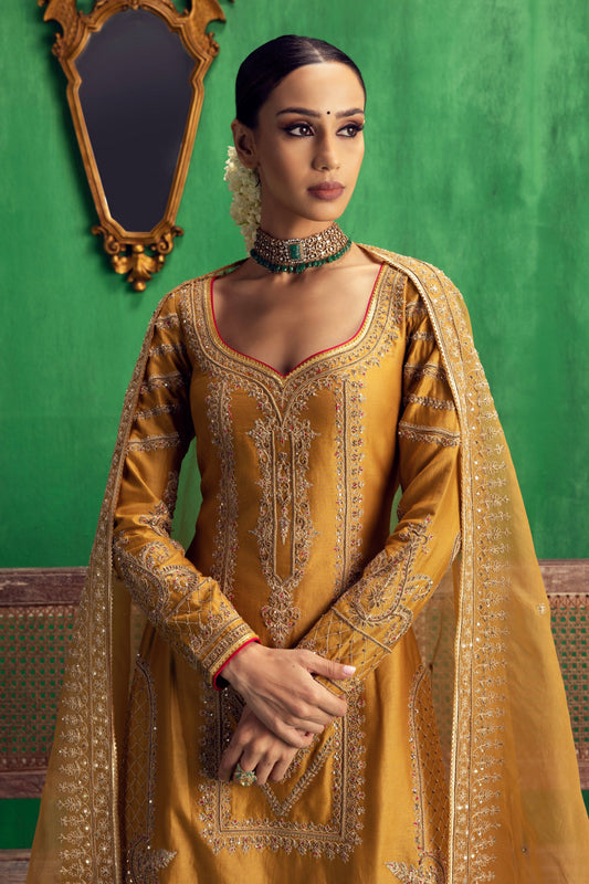 Isha Sharara Set