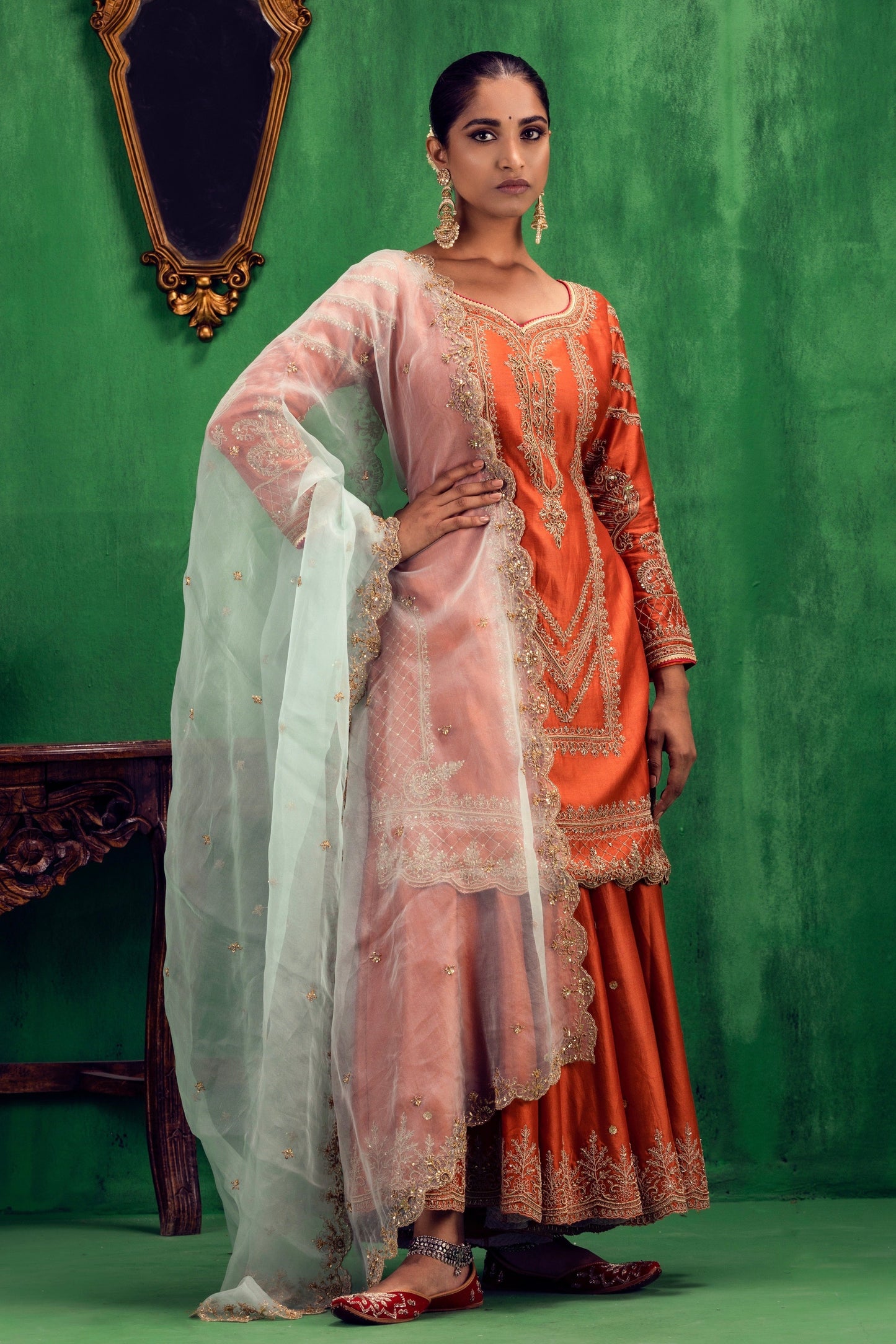 Medha Sharara Set