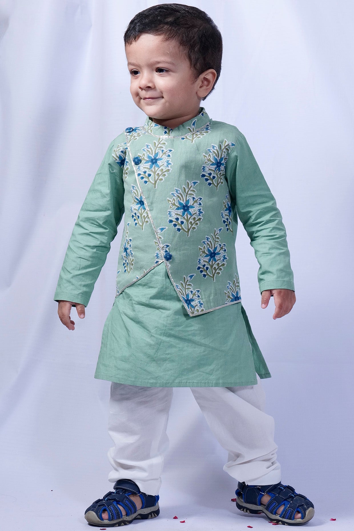Sea Green Cotton Kurta Set For Boys by Pankhuri by Priyanka - Kids at Pernia's Pop Up Shop