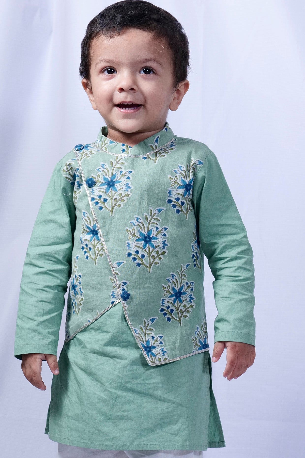 Sea Green Cotton Kurta Set For Boys by Pankhuri by Priyanka - Kids at Pernia's Pop Up Shop