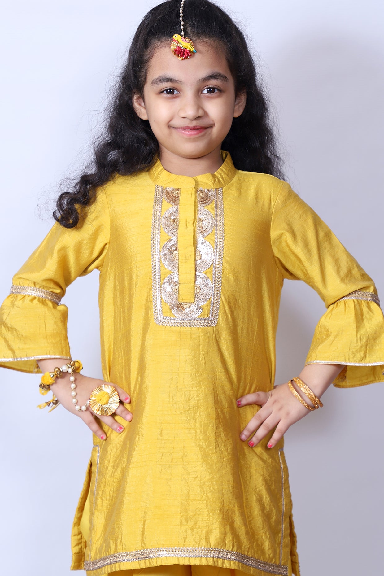 Yellow Lace Kurta Set For Girls by Pankhuri by Priyanka - Kids at Pernia's Pop Up Shop