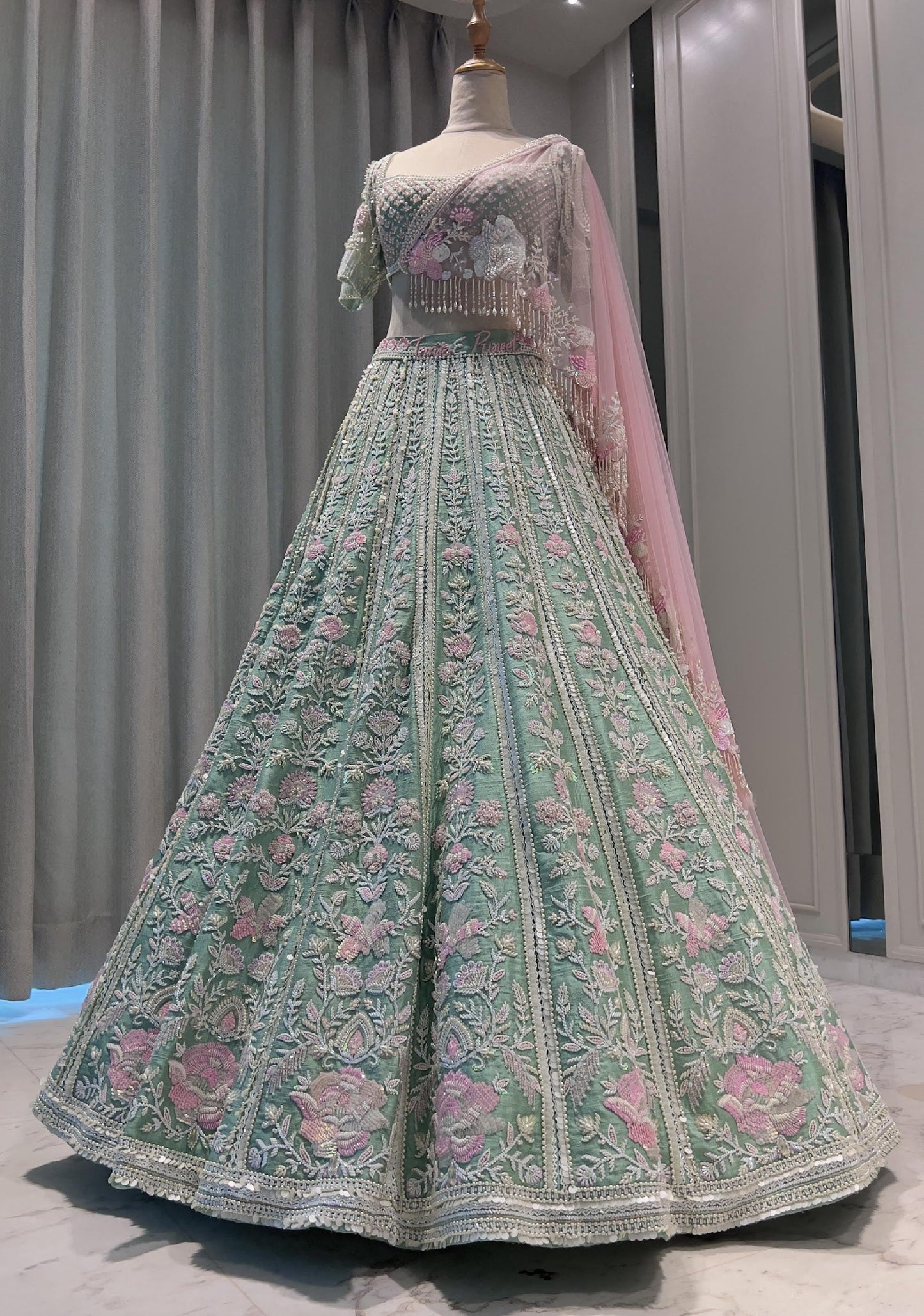 Jezebel Lehenga set