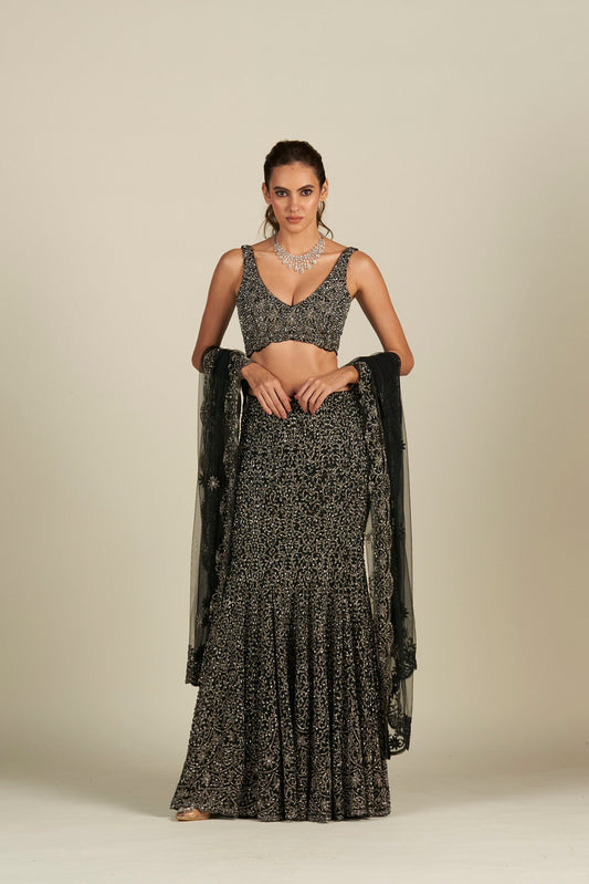 BLACK SKIRT SET