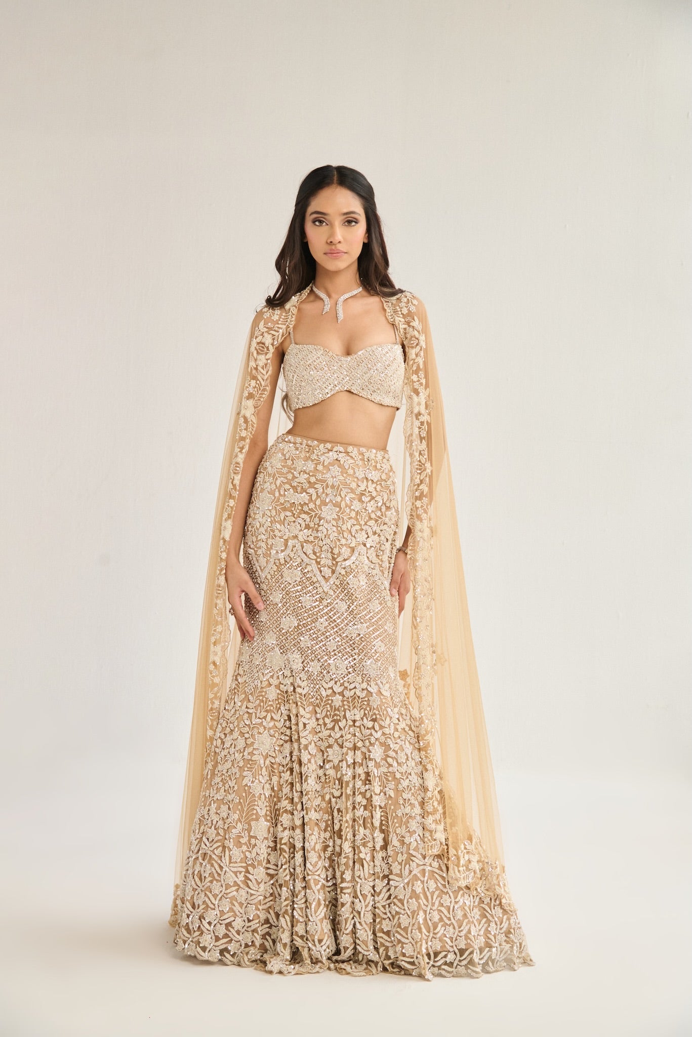 NUDE IVORY FISHCUT