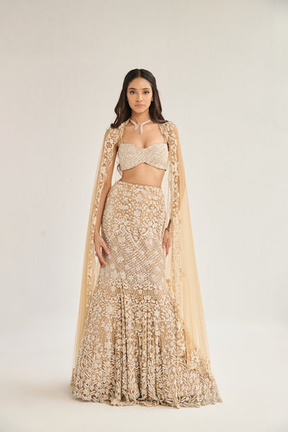 NUDE IVORY FISHCUT